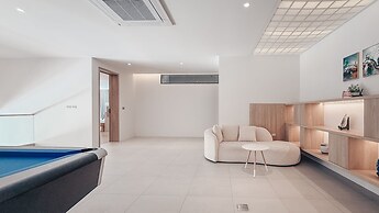 The Salin Seaview Villas