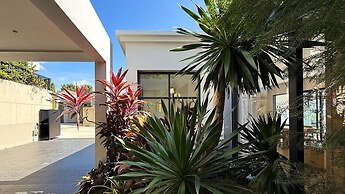 The Salin Seaview Villas