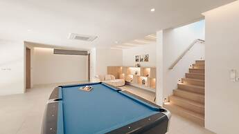 The Salin Seaview Villas