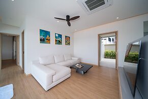The Salin Seaview Villas