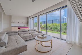 The Salin Seaview Villas