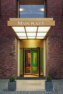 Main Plaza Suite Tower