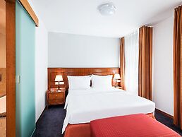 Main Plaza Suite Tower