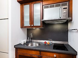 Main Plaza Suite Tower