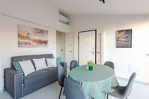Luxury Penthouse 2 Bedooms 2 Bathrooms