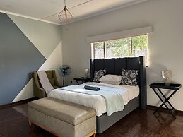 Mutare Manor The Master - 2306