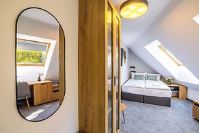 Acacia Boutique Hotel
