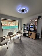 FLY & STAY AT GEORGE'S