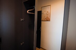 FLY & STAY AT GEORGE'S