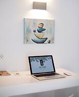 Mytheo Luxury Studios