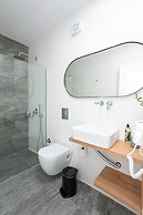 Mytheo Luxury Studios