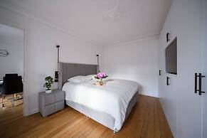 Superb Apt-passy-mobility Lease