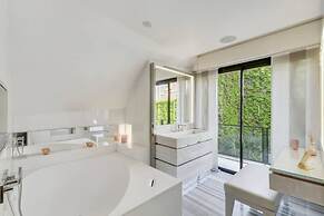 Exceptional Apartment - Near Eiffel Tower
