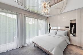 Exceptional Apartment - Near Eiffel Tower
