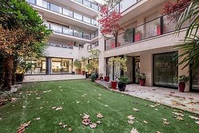 Exceptional Apartment - Near Eiffel Tower