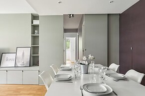 Spacious Apartment With Balcony -11th- Mobility le