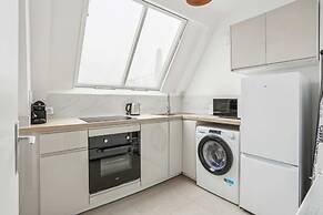 Charmant Appt Avec Balcon - Ternes- Bail Mobilit