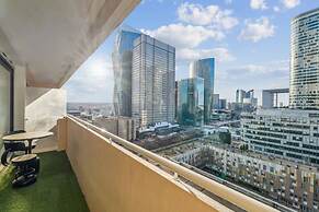 Spacious Studio Balcony -La D Fense-bail Mobilit