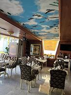 2 KITARRAT Boutique Hotel & SPA