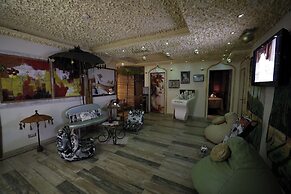 2 KITARRAT Boutique Hotel & SPA