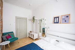 AS HOME Szewska