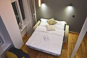 AS HOME Szewska
