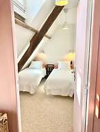 The Villa Rose