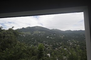 Glenview Hotel and homestay
