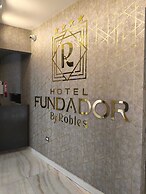 Hotel Fundador By Robles