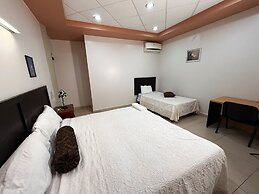 Rolovi Xalapa Hotel