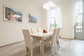 Mugiasca Modern Apartment by Wonderful Italy