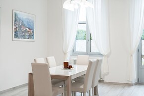 Mugiasca Modern Apartment by Wonderful Italy
