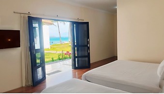 La Plage Beach Club & Resort