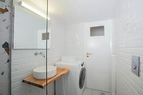 Ruby's Urban Residence Koukaki