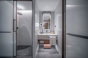 Holiday Inn Qingdao CBD by IHG
