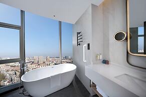 Holiday Inn Qingdao CBD by IHG