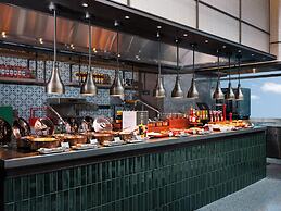 Holiday Inn Qingdao CBD by IHG