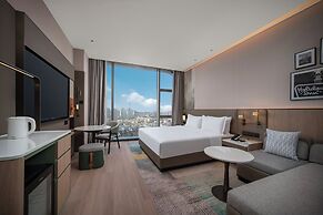 Holiday Inn Qingdao CBD by IHG