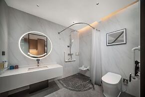 Holiday Inn Qingdao CBD by IHG