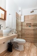 Amira Residence with Private Pool