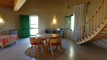 Marcelia Eco-Village Front Lake View