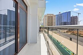 Calm Balcony Apartment with Pool Access