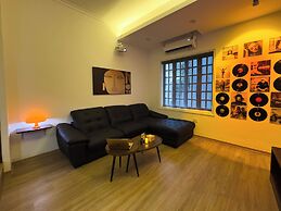 Home. Homestay