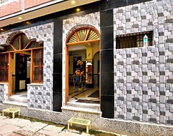 Hotel Temple City Guest House