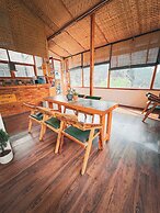 Young Monk Hostel Jibhi