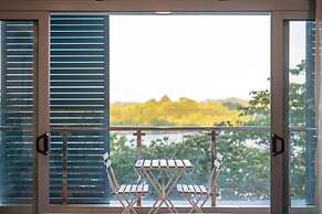 3BR Somerset Apt 2 TVs With Harbour View, Legoland
