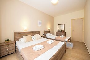 Koulouris Beach Hotel