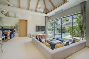 Stylish 3BR Pool Villa, Bang Tao + Airport Shuttle