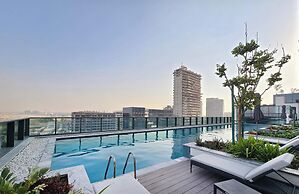 Manzil - Stylish 1BR with Pool and Gym