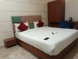 Acuotel Inn Minakshi